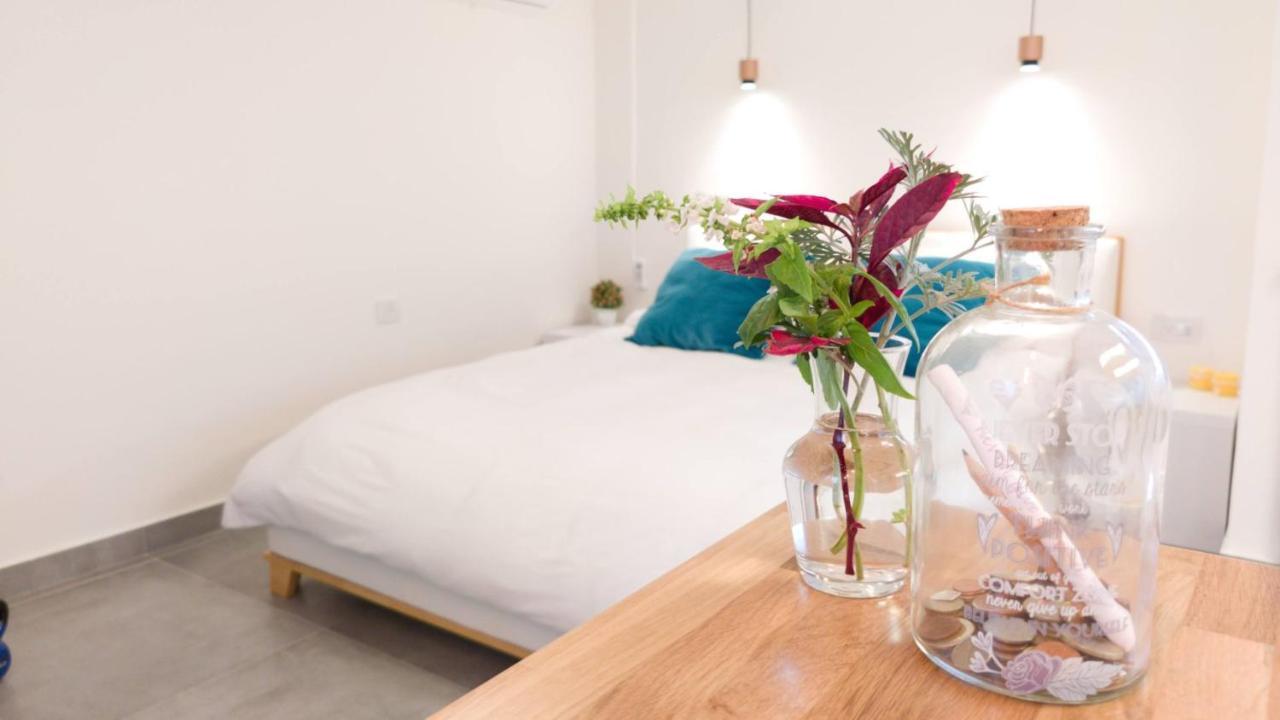 Primrose Boutique Apartment Ашдод Экстерьер фото