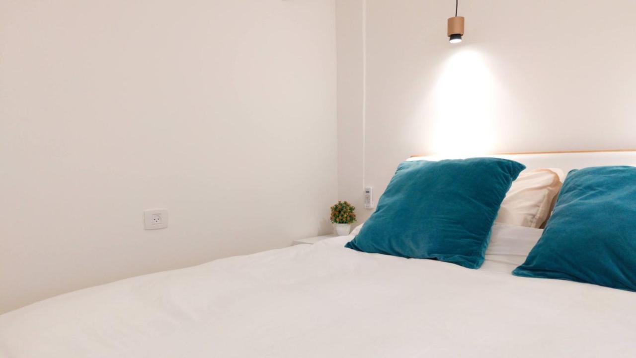 Primrose Boutique Apartment Ашдод Экстерьер фото